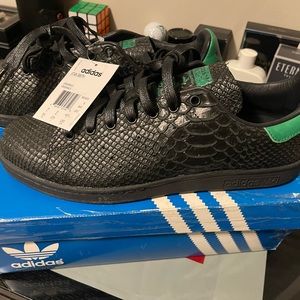COPY - Snakeskin Adidas Stan Smith